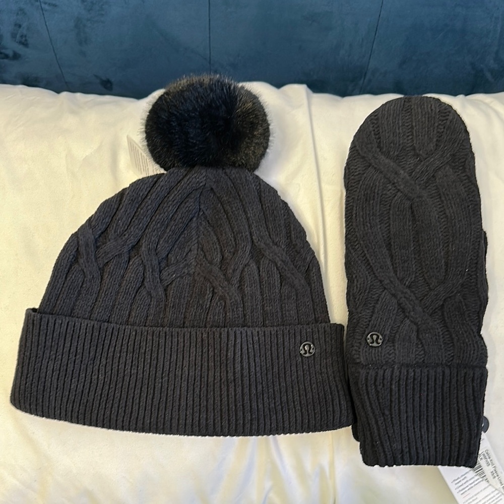 Lululemon Black Knit Beanie and Mittens Set